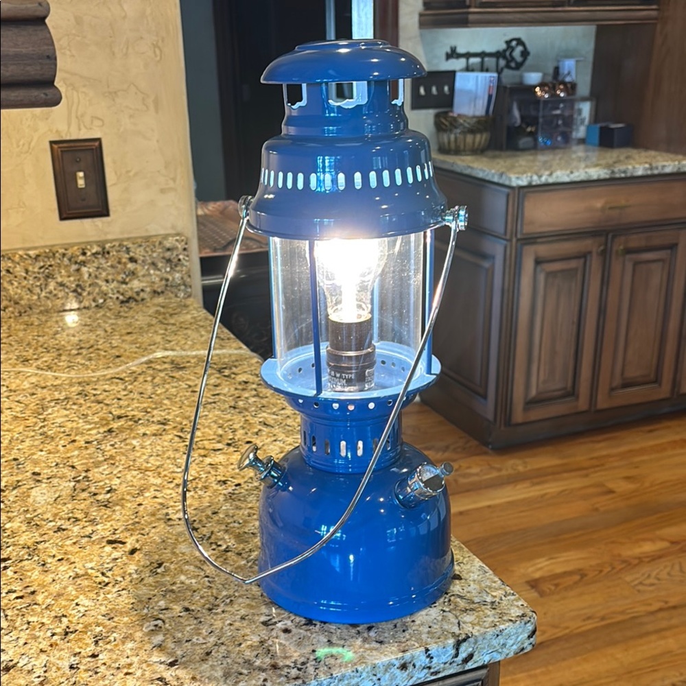 Classic Blue Lantern Lamp